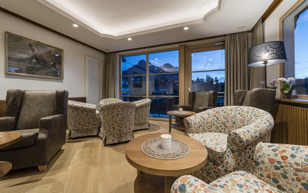 Hotel Villa Kastelruth Экстерьер фото